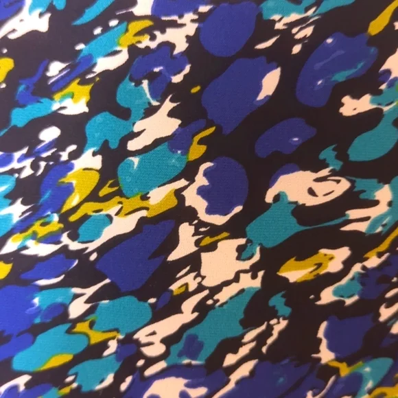 TravelSmith Print Top Medium - Picture 4 of 5